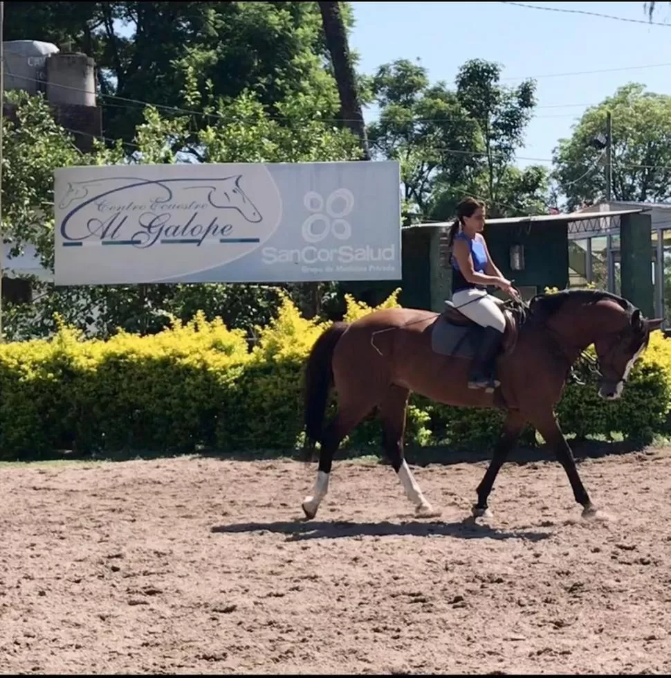 TAREA CONCLUIDA. La amazona al finalizar el primer turno de tareas.