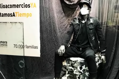 Comerciantes de indumentaria piensan nuevas formas de venta para poder afrontar los gastos