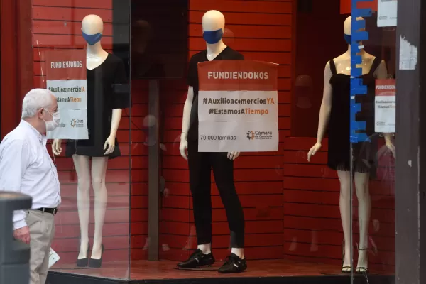 Diseñadores tucumanos se las ingenian para mantener sus emprendimientos a flote