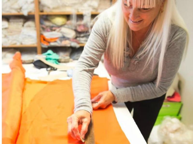 Diseñadores tucumanos se las ingenian para mantener sus emprendimientos a flote