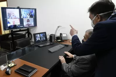 Salas privadas, conexión segura y pantallas gigantes: todo listo para Elías de Pérez y Mirkin