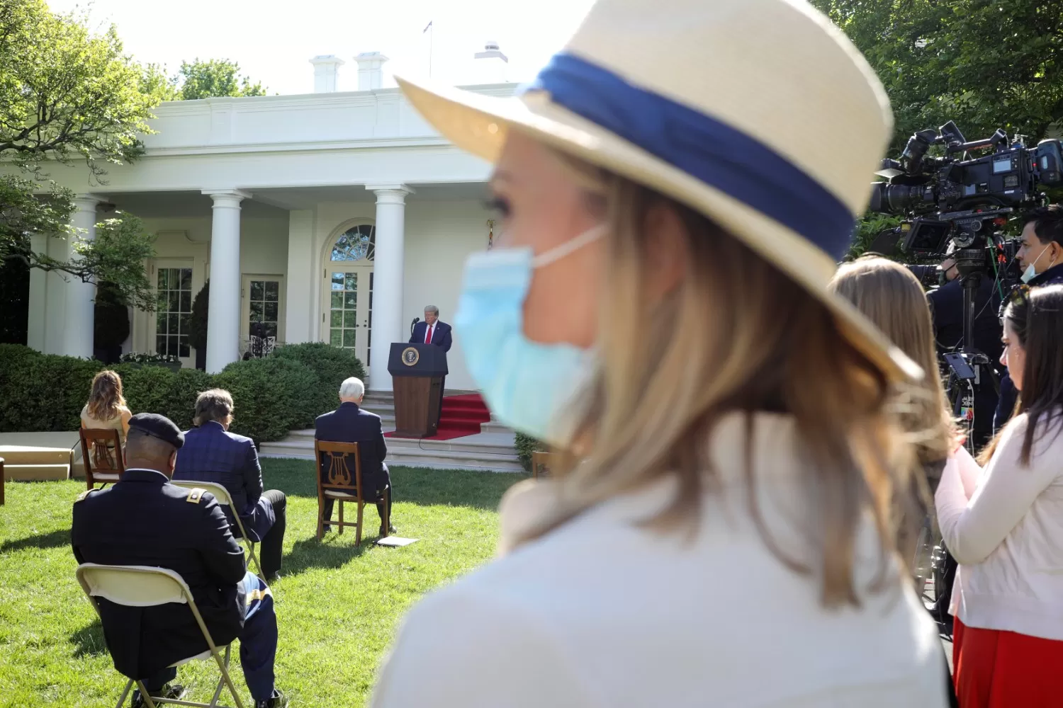 CORONAVIRUS. Ya se detectaron dos positivos en la Casa Blanca.