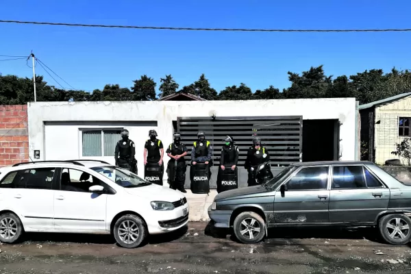 Tres detenidos por un asalto en un country