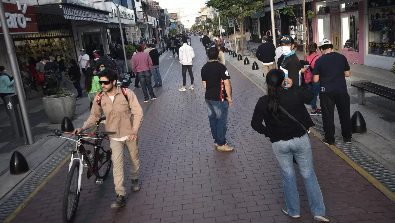 Galería de fotos: retratos del centro de Concepción en el primer día de aislamiento flexibilizado