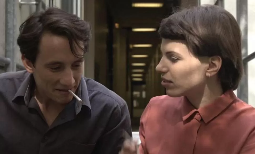 “LOS SOÑADOS”. Las cartas de una pareja van hilvanando la historia.