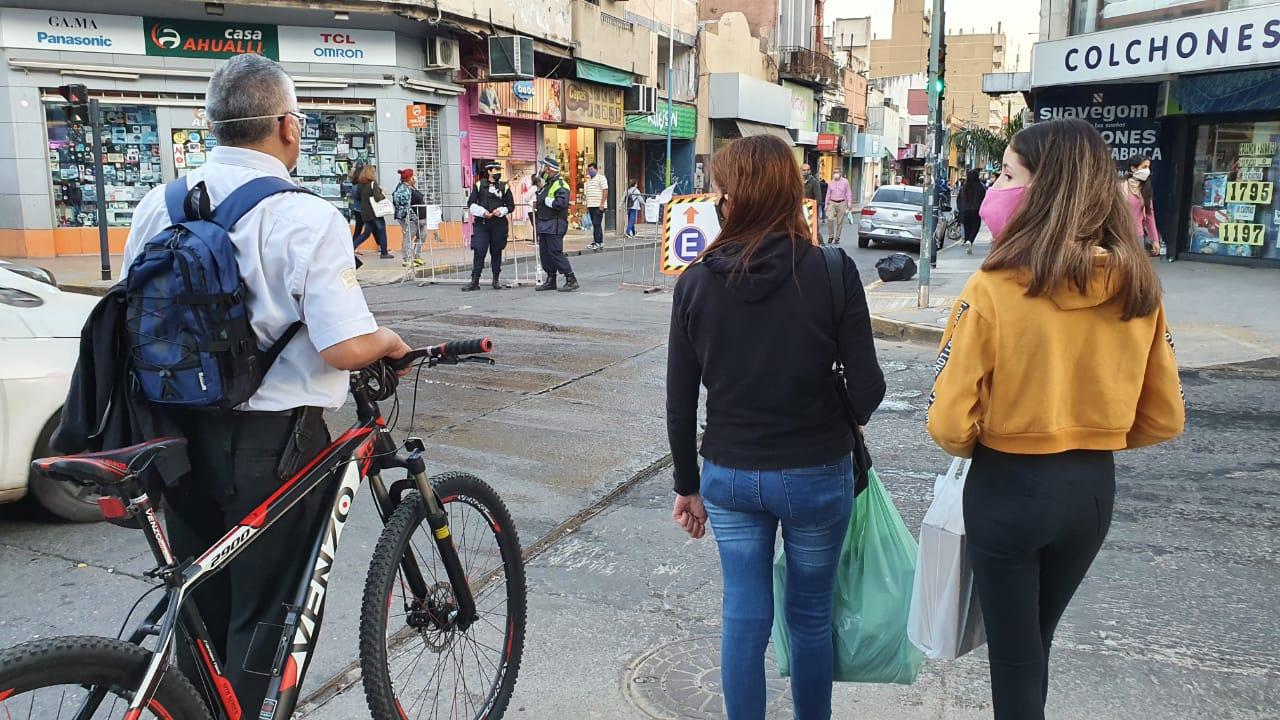 ¿Y LA CUARENTENA?. Los tucumanos invadieron el centro.