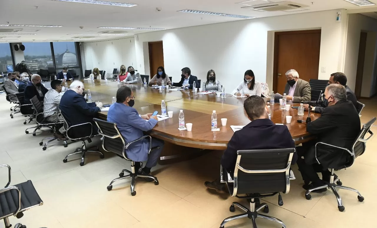 EN ANÁLISIS. Jaldo preside la reunión de Labor Parlamentaria. Foto: Prensa Legislatura.