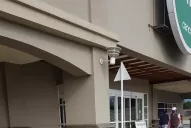 Autorizan a los shoppings a atender con sistema pick up en Yerba Buena