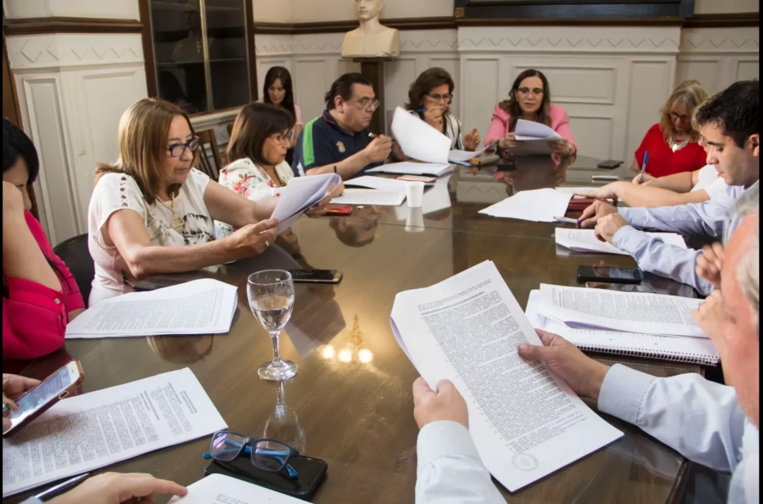 Reunión del Consejo Directivo de la UNT.