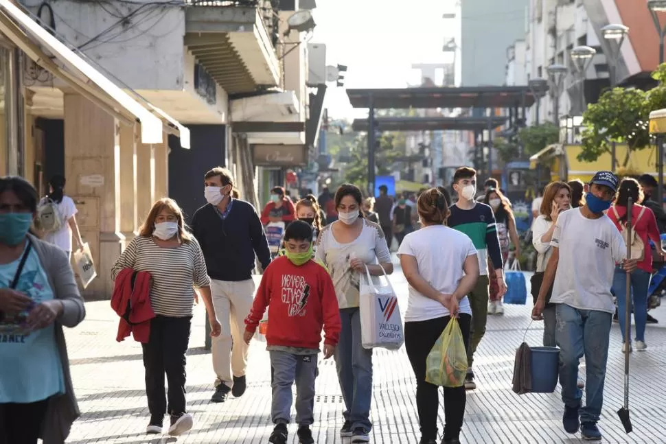 DÍA DEL PADRE. El horario de atención en los comercios se extenderá este fin de semana.