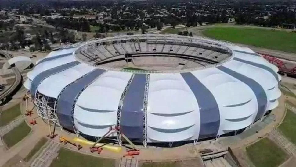 EN CARPETA. Los santiagueños ofrecen al flamante estadio Único para los partidos. 