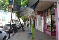 Con los pagos en curso, el Gobierno pide que se levante hoy el paro de colectivos