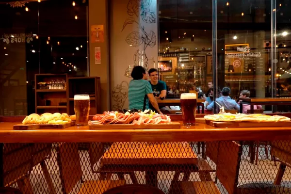 Piden que se habilite la atención dentro de locales gastronómicos en Tucumán