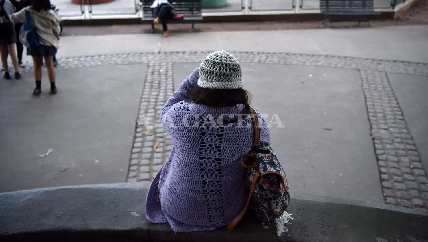 ABRIGATE. Al menos hasta el viernes habrá que salir con mucha ropa a la calle. ARCHIVO LA GACETA / FOTO DE INÉS QUINTEROS ORIO