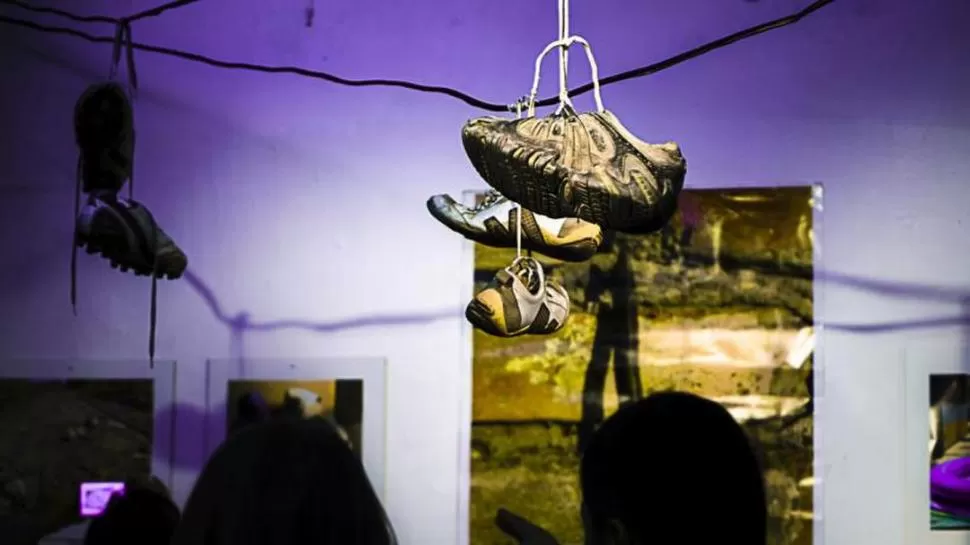 EXPOSICIONES. En el Centro Cultural Virla y en el MUNT el artista exhibió sus imágenes de Villa 9 de Julio y de La Bombilla. 