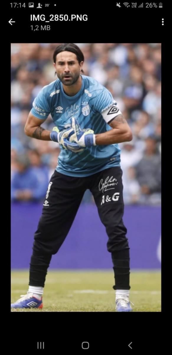 Vestí tu celular de Atlético