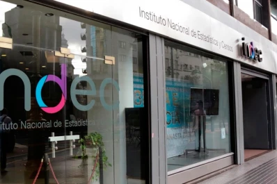 Números rojos: la actividad de la industria bajó 33,5% y la construcción 75,6% en abril