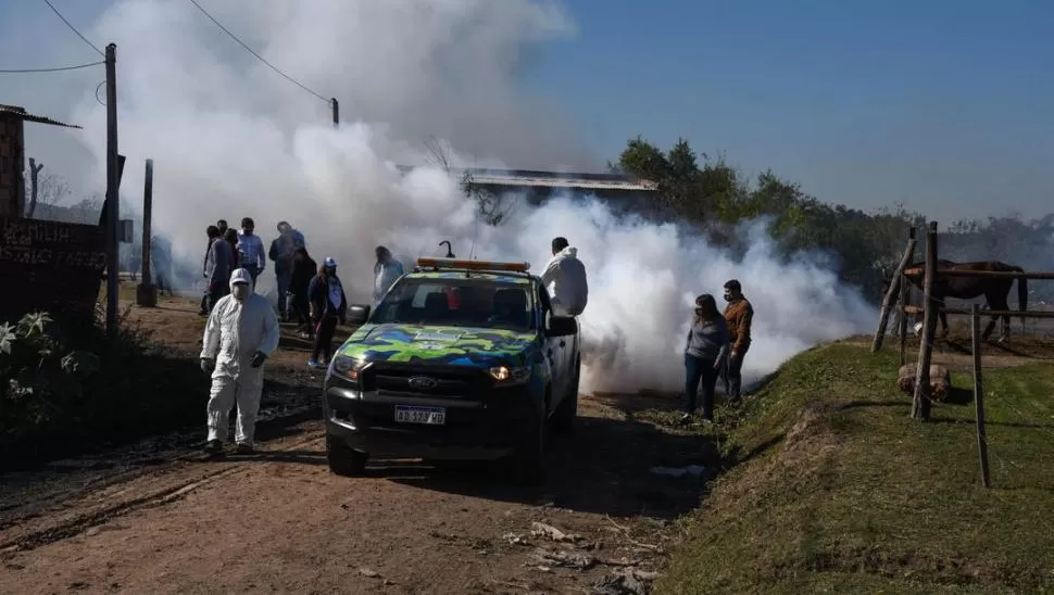 CAMPAÑAS INTENSAS. El mosquito no ha dado tregua a las fumigaciones durante el verano y el otoño. 