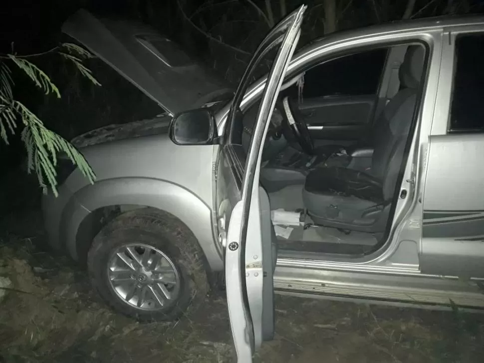 EL CASO. Durante los procedimientos hallaron la camioneta del cañero Alabarce, robada el sábado.  
