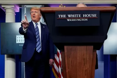 Camino a las urnas: empeora Trump y resurge Biden en la crisis