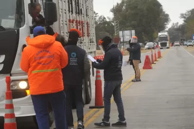 Critican falta de precisión en los protocolos de tratamiento a personas que entran a la provincia