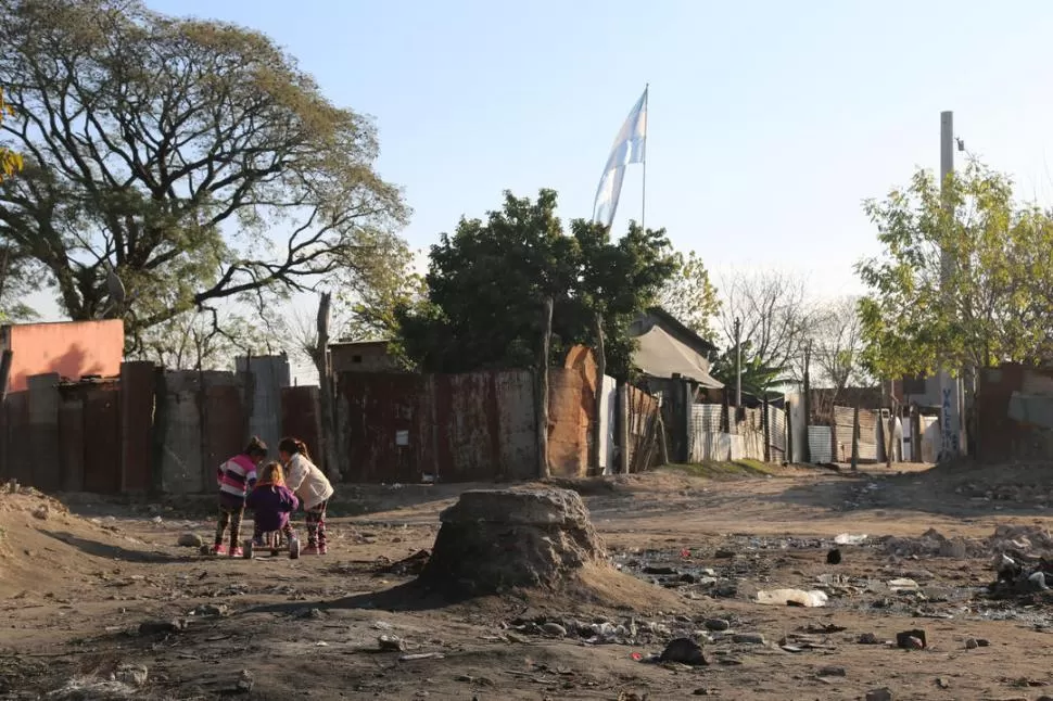 BARRIOS VULNERADOS. La crisis afectará sobre todo a niñas y niños. 