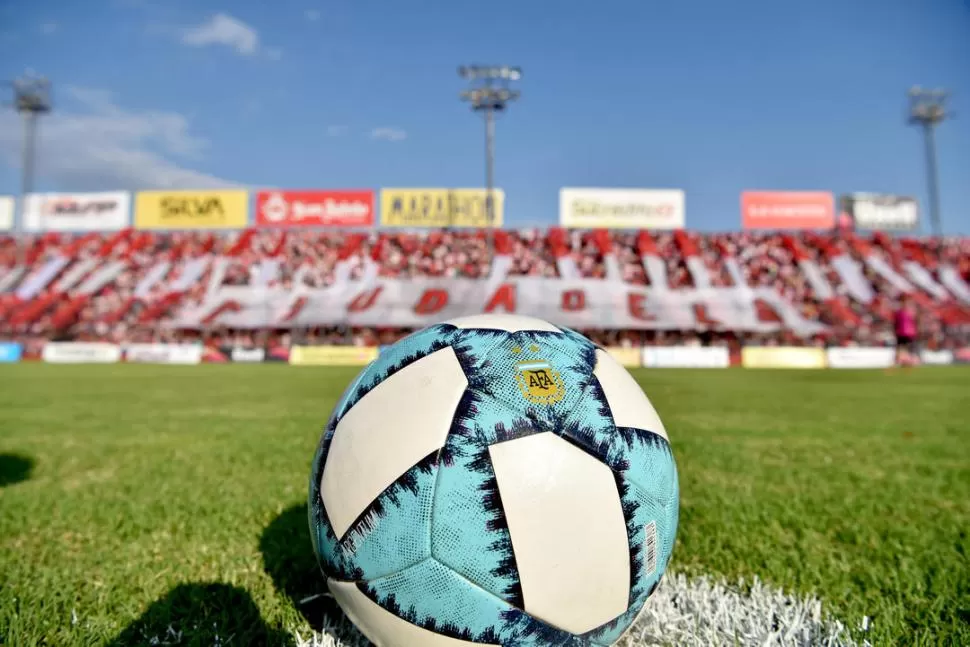  A ESPERAR. Por ahora, la pelota no volverá a rodar en La Ciudadela. El dilema es saber en qué categoría se dará el regreso.