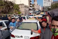 Funcionarios y concejales recibieron a los taxistas que se oponen a Uber