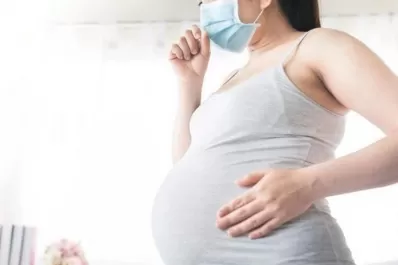 Investigadores estudian los riesgos del coronavirus en embarazadas