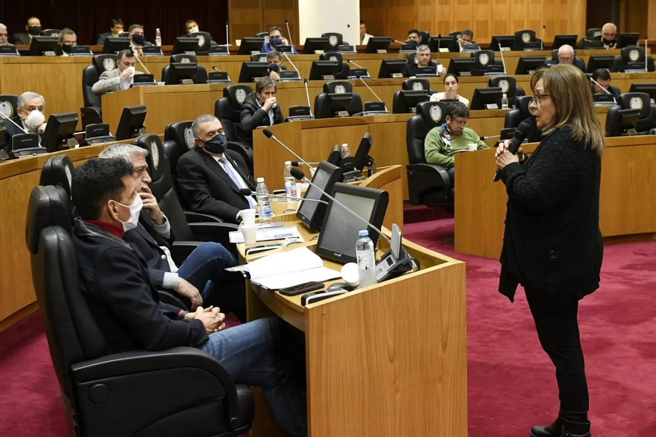 EN EL RECINTO. Los talleres están a cargo de la UNT y de la San Pablo-T. Foto: Prensa Legislatura.