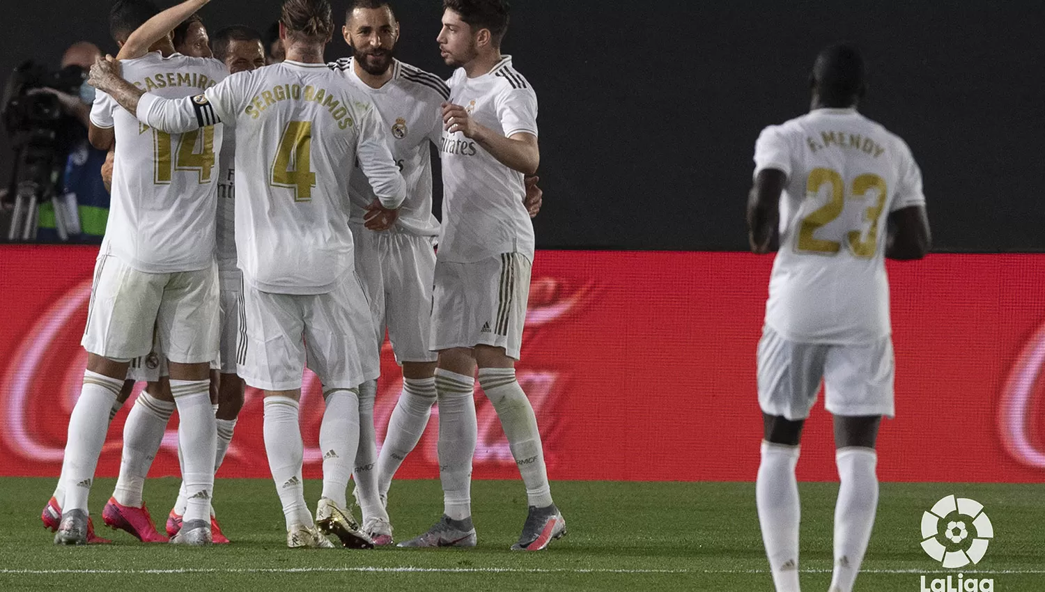 Benzema sigue con su buena racha y abrió el resultado en el Alfredo Di Stéfano. (FOTO TOMADA DE TWITTER @LaLiga)