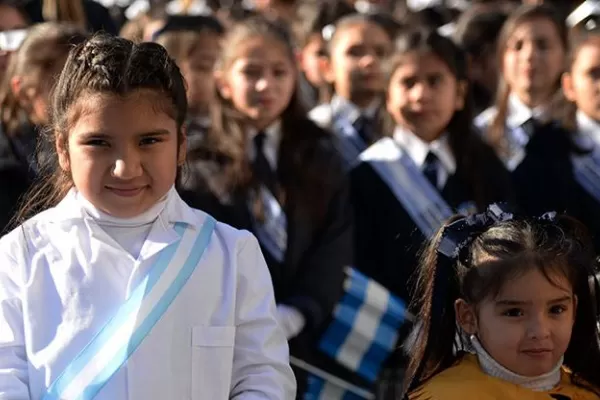 A través de un acto virtual, Yerba Buena participará de la promesa de la lealtad a la Bandera