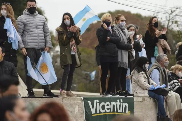 Según Larroque, la marcha por Vicentin fue una bomba en medio de la pandemia