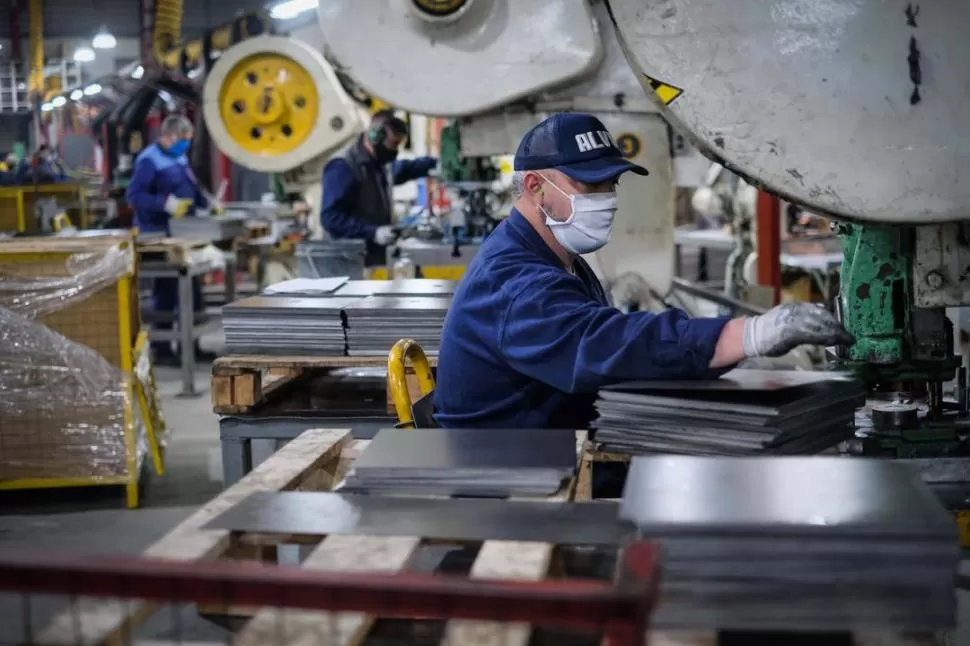 ACTIVIDAD. La segunda fase del programa ATP alcanzó a dos millones de trabajadores y a 240.000 empresas. TELAM