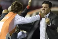 Una relación que genera orgullo y despierta polémica: dirigir al hijo