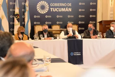 Manzur proyecta reactivar la economía con obras públicas por $30.000 millones