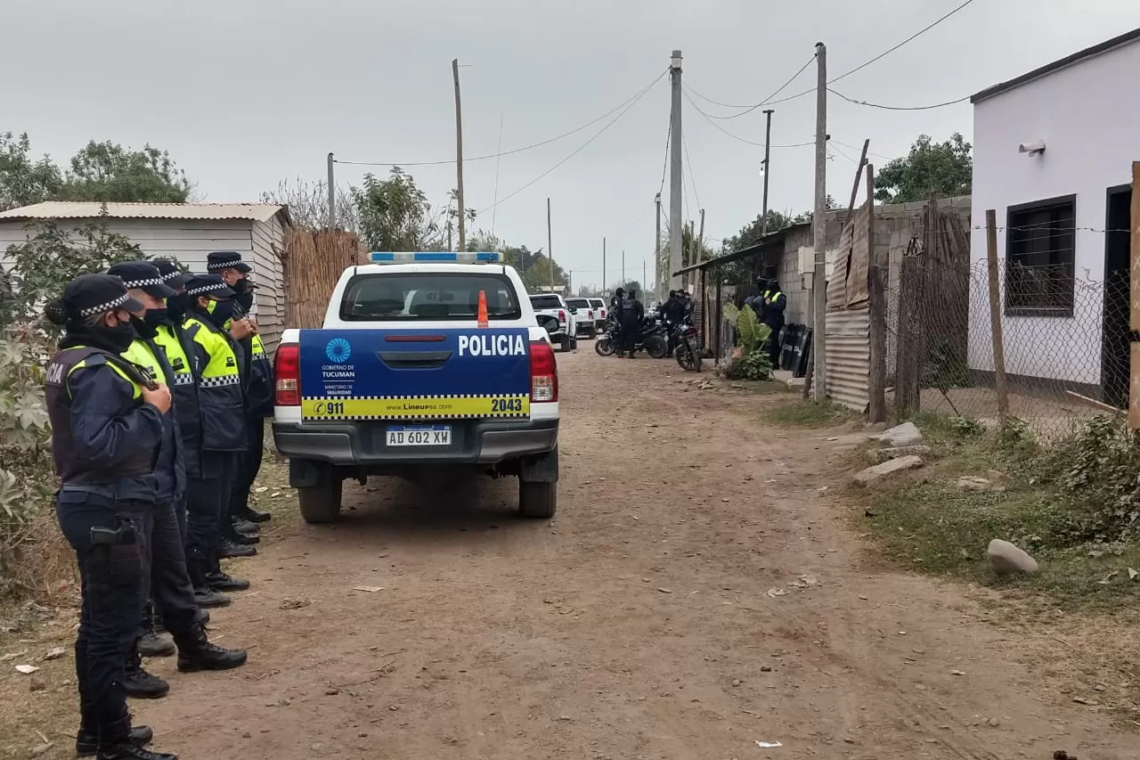 ALLANAMIENTOS. El operativo comenzó hoy y continuará hasta mañana. Foto: Prensa Ministerio de Seguridad.