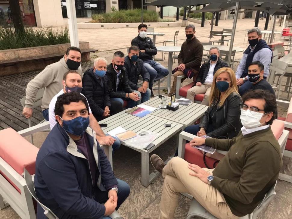 GRUPO DE TRABAJO. Los socios se reunieron ayer en el hotel Hilton para delinear los pasos a seguir del ambicioso proyecto. gentileza daniel galina