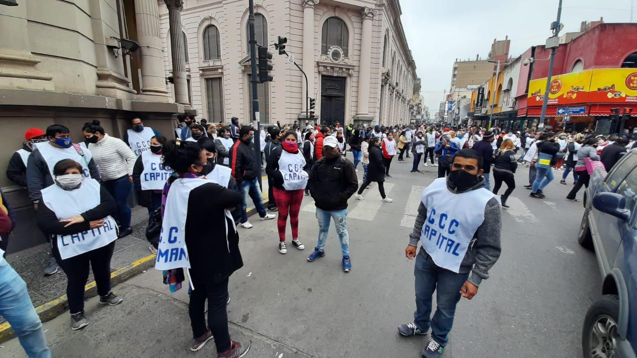 Una protesta generó un caos en el tránsito vehicular del microcentro