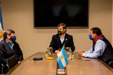 Dos intendentes peronistas y un radical se unen para eficientizar sus gestiones