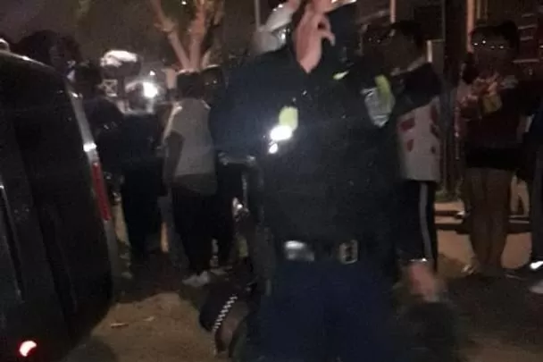 DESCRIPCIÓN. El agente llevaba puesto parte de su uniforme.  