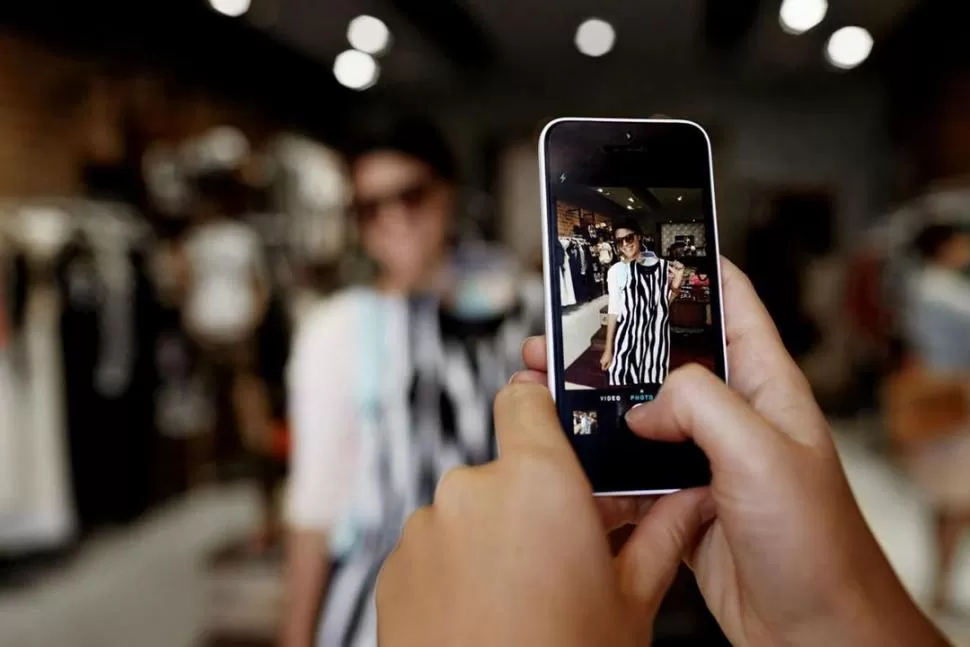 CUALQUIER SOPORTE. Los videos pueden filmarse con el celular.  