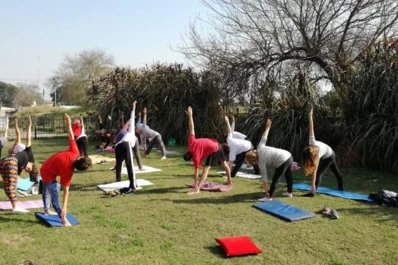Clases gratuitas de yoga al aire libre