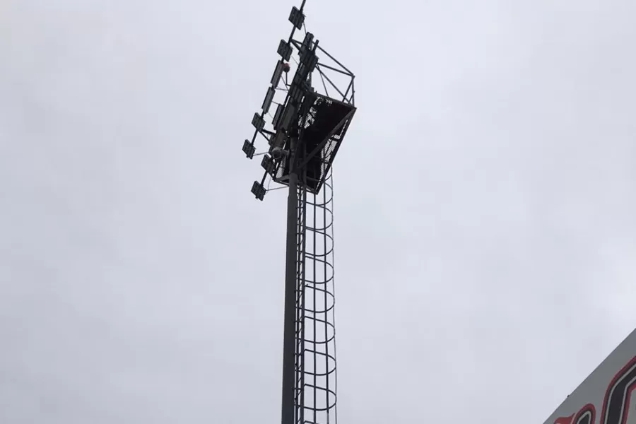 Los trabajos comenzaron esta mañana en el estadio. 