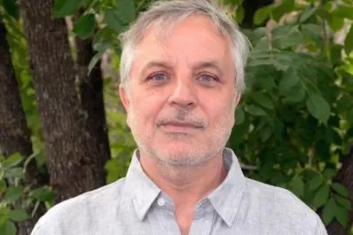 Expulsaron del cargo municipal al funcionario que jugó un torneo de pádel clandestino