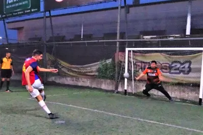 El fútbol 5 podría regresar el lunes en Tucumán, pero con una modalidad distinta