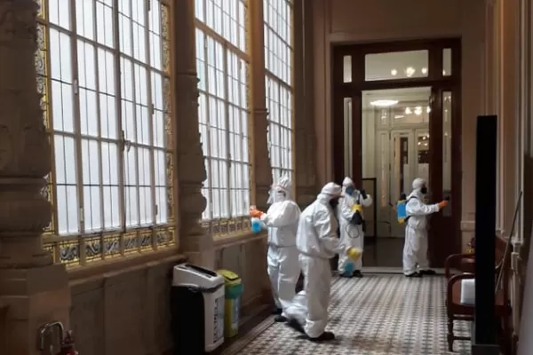 Tras el tercer caso de coronavirus en el Congreso, hoy debaten cambios en el protocolo