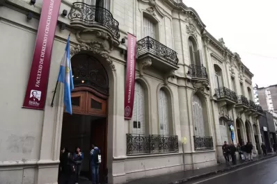 Derecho cofinancia becas con el Conicet