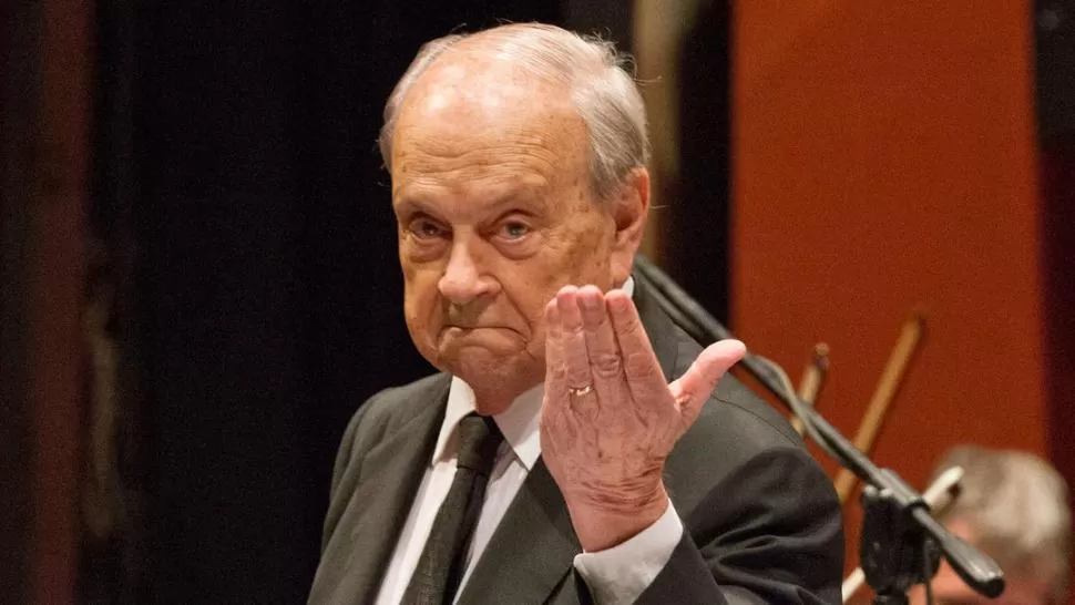 ÉPOCA DE ORO. Stampone actuó con Mores, Federico y Piazzolla. 