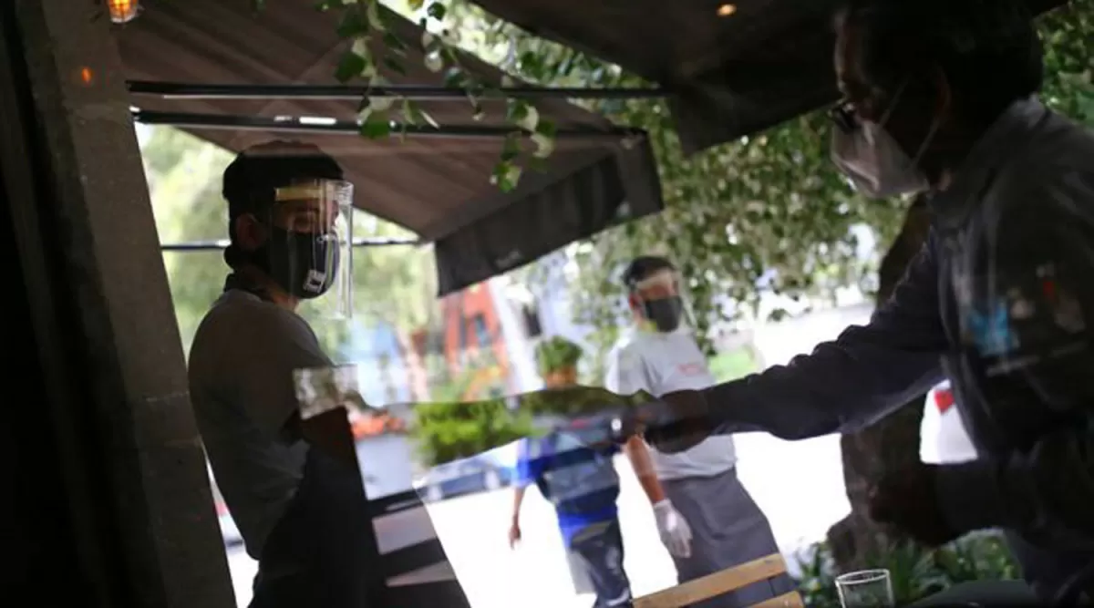 REAPERTURA. Ciudad de México ve una gradual vuelta a las actividades. reuters